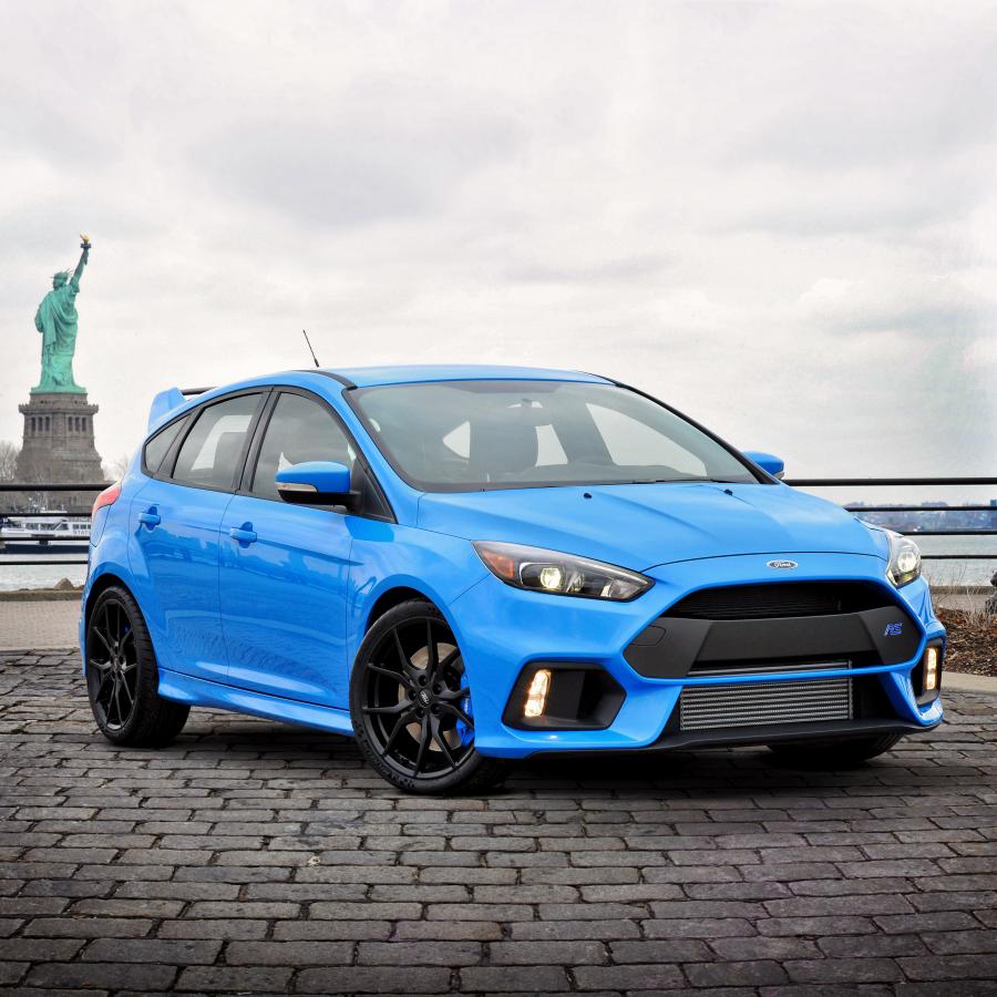  Ford Focus RS 2016 года  (US) (фото 26 из 51)